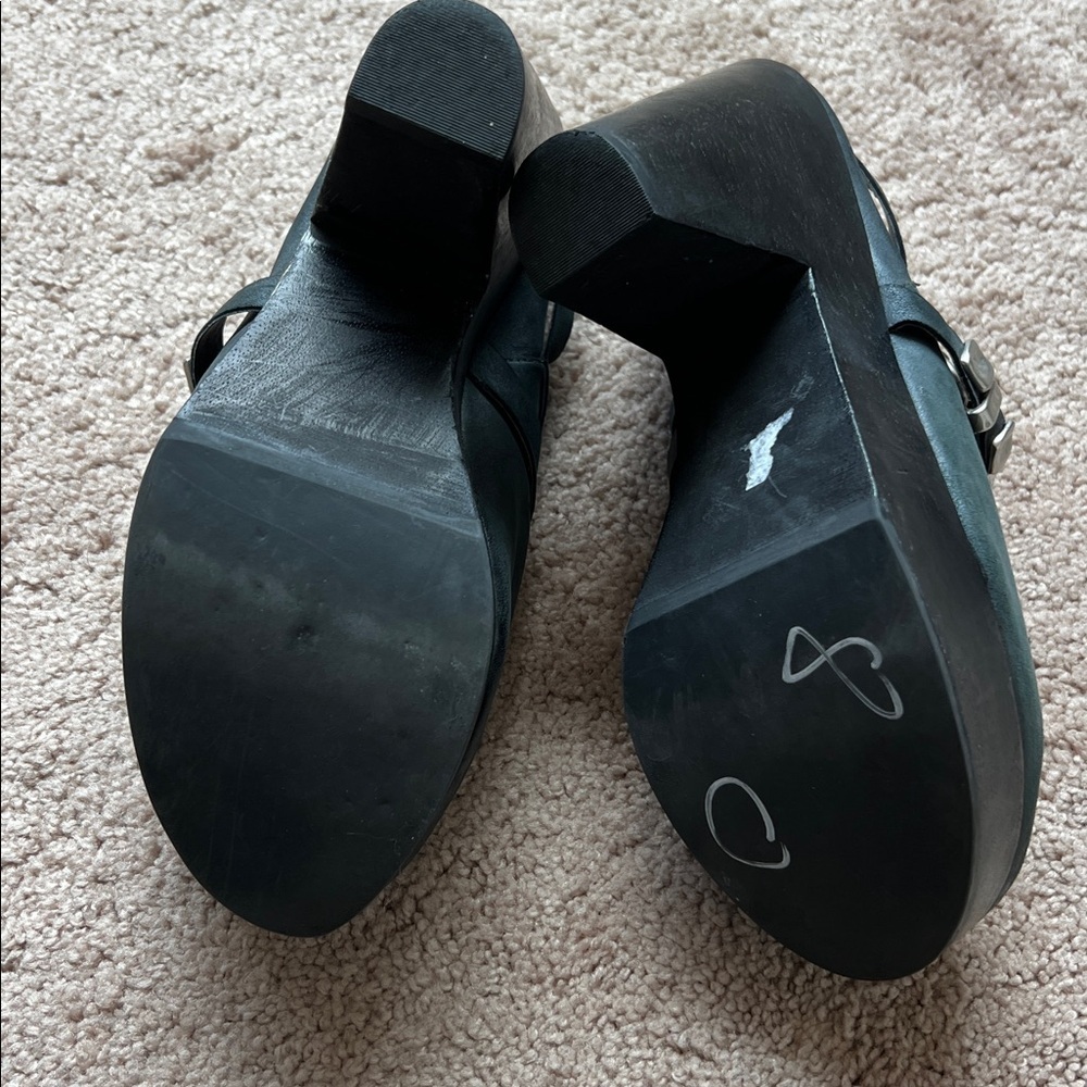 Bernardo Platform Fleece Lined Clogs - image 6